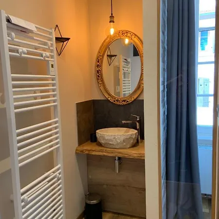 Bed & Breakfast Les - Au Gres Du Marche 4*