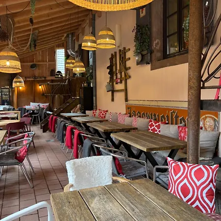 Les - Au Gres Du Marche 4*